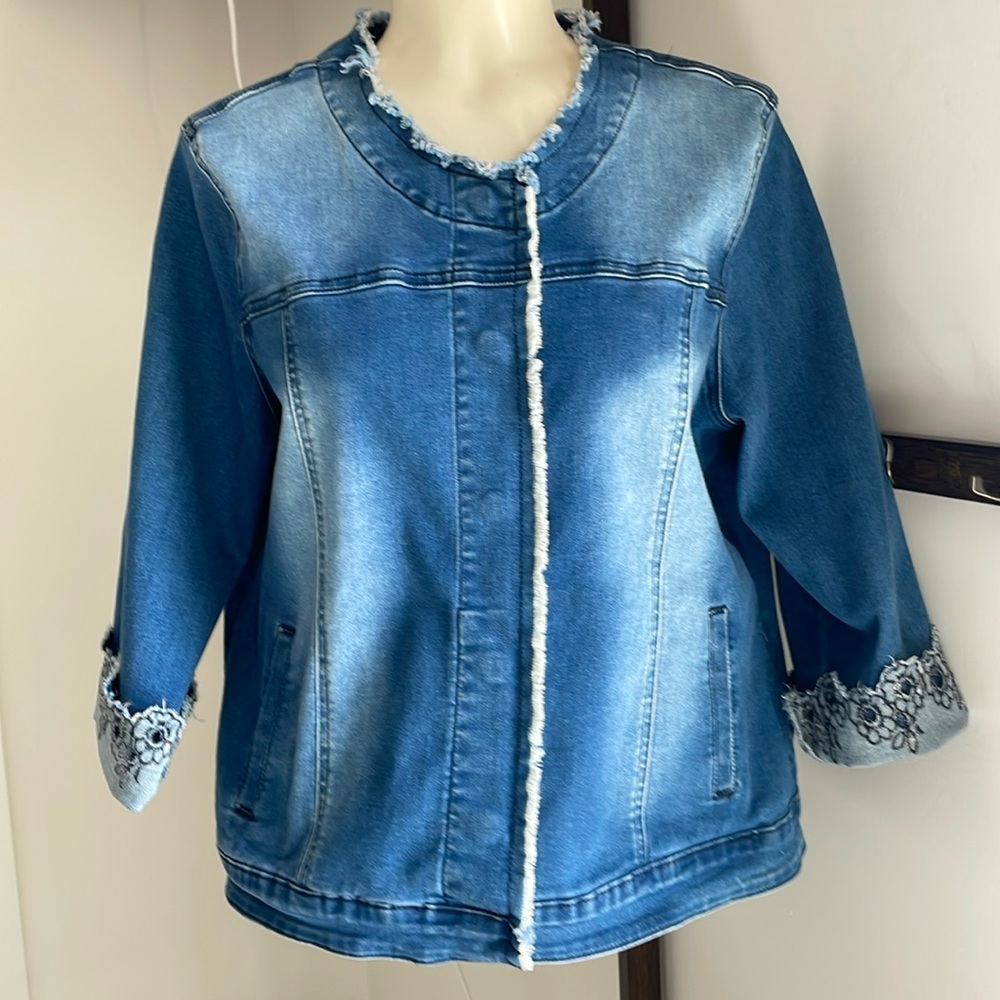 Frayed Snap Jean Jacket with Embroidered Scalloped Cuffs .